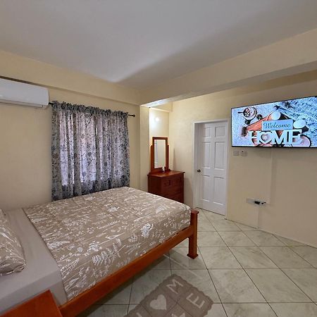 Castle Berry Apartments Kingstown Zewnętrze zdjęcie
