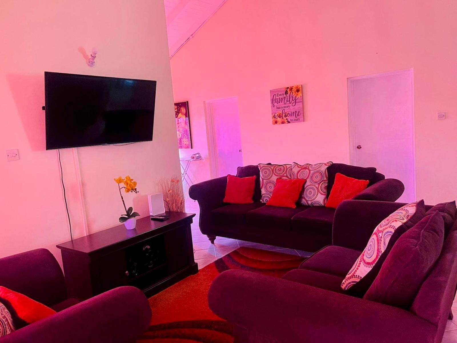 Castle Berry Apartments Kingstown Zewnętrze zdjęcie